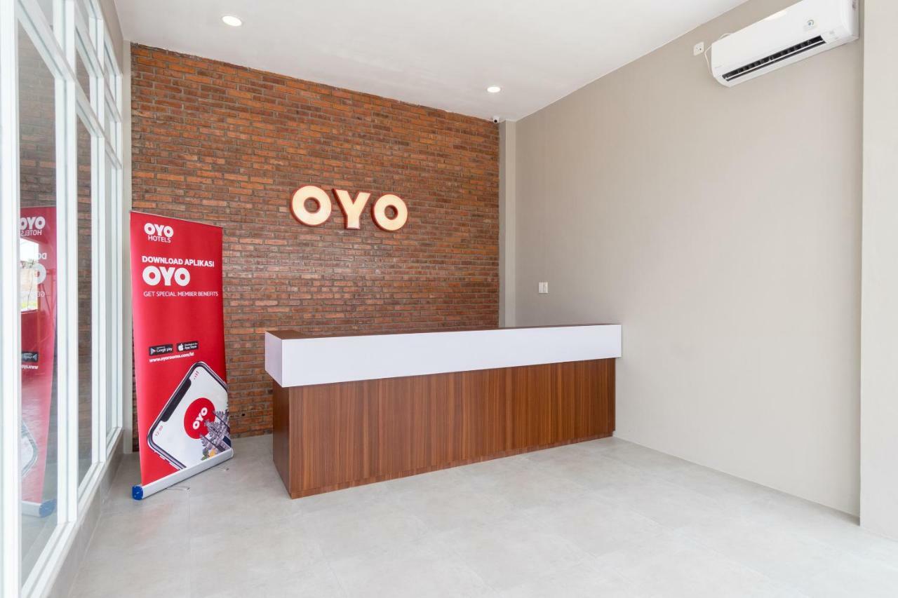 Super Oyo 360 Mangaan Residence Medan Exterior photo