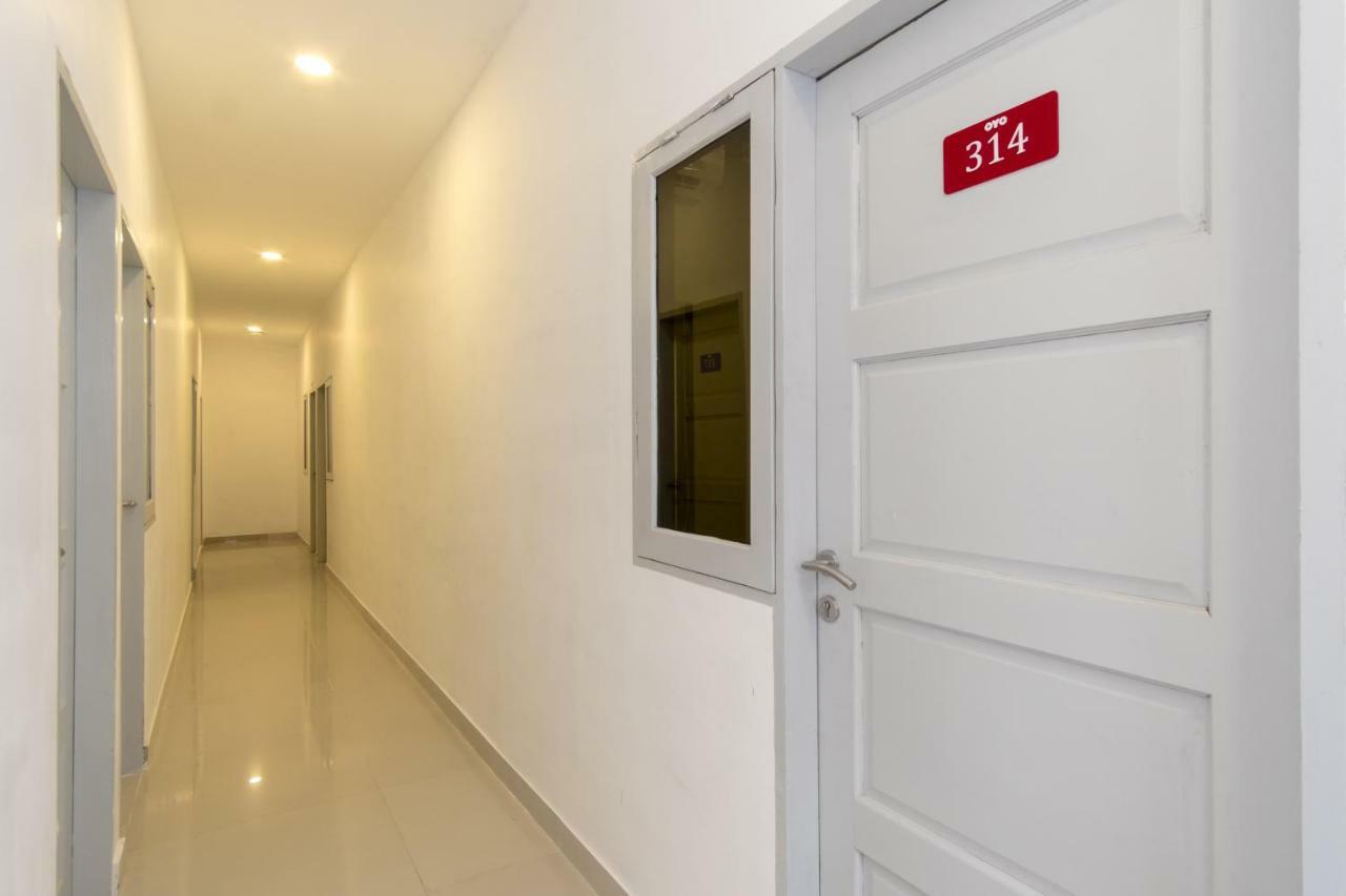 Super Oyo 360 Mangaan Residence Medan Exterior photo